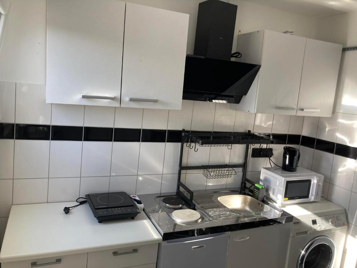 Aparthotel Arany Apartman Cegléd Zewnętrze zdjęcie