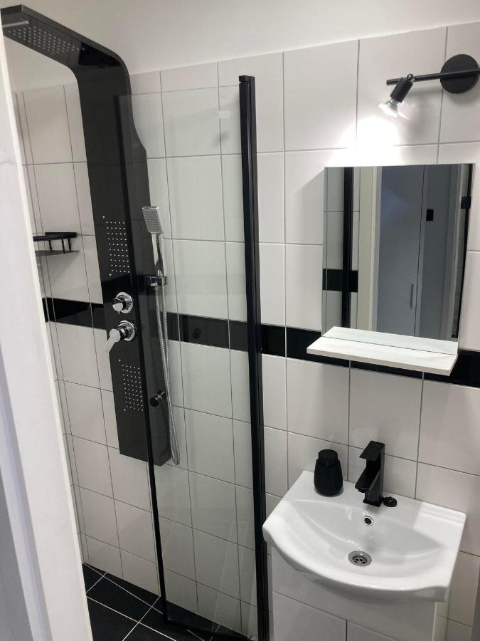Aparthotel Arany Apartman Cegléd Zewnętrze zdjęcie