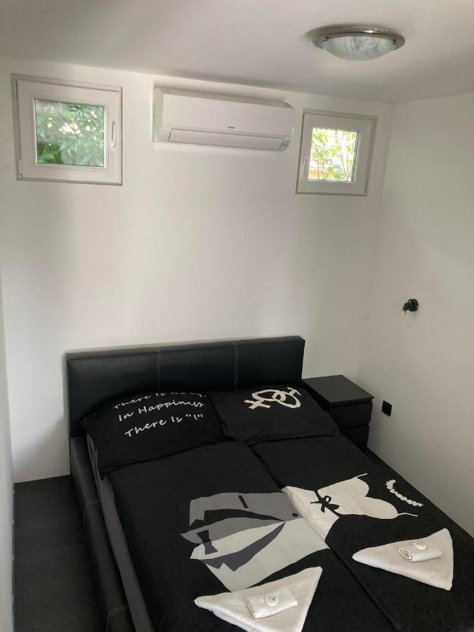 Aparthotel Arany Apartman Cegléd Zewnętrze zdjęcie