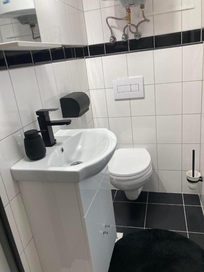 Aparthotel Arany Apartman Cegléd Zewnętrze zdjęcie